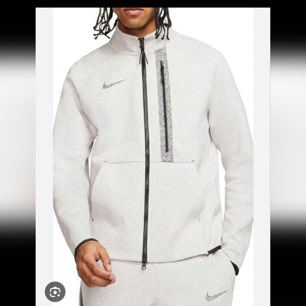 Nike Tech 50 Fleece Grey Jacket